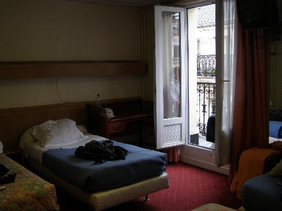 De La Cité Rougemont Paris